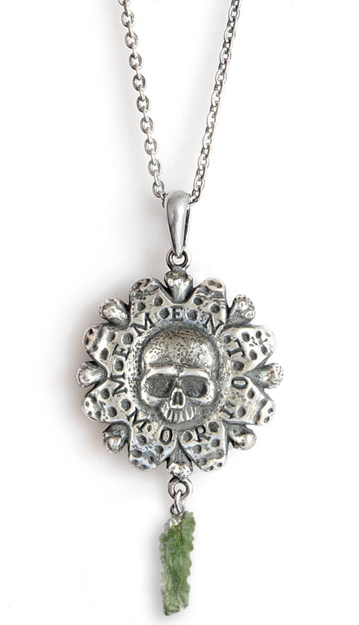 Memento Mori — Sterling silver pendant with moldavite (vltavin) drop - Baba Store - 6